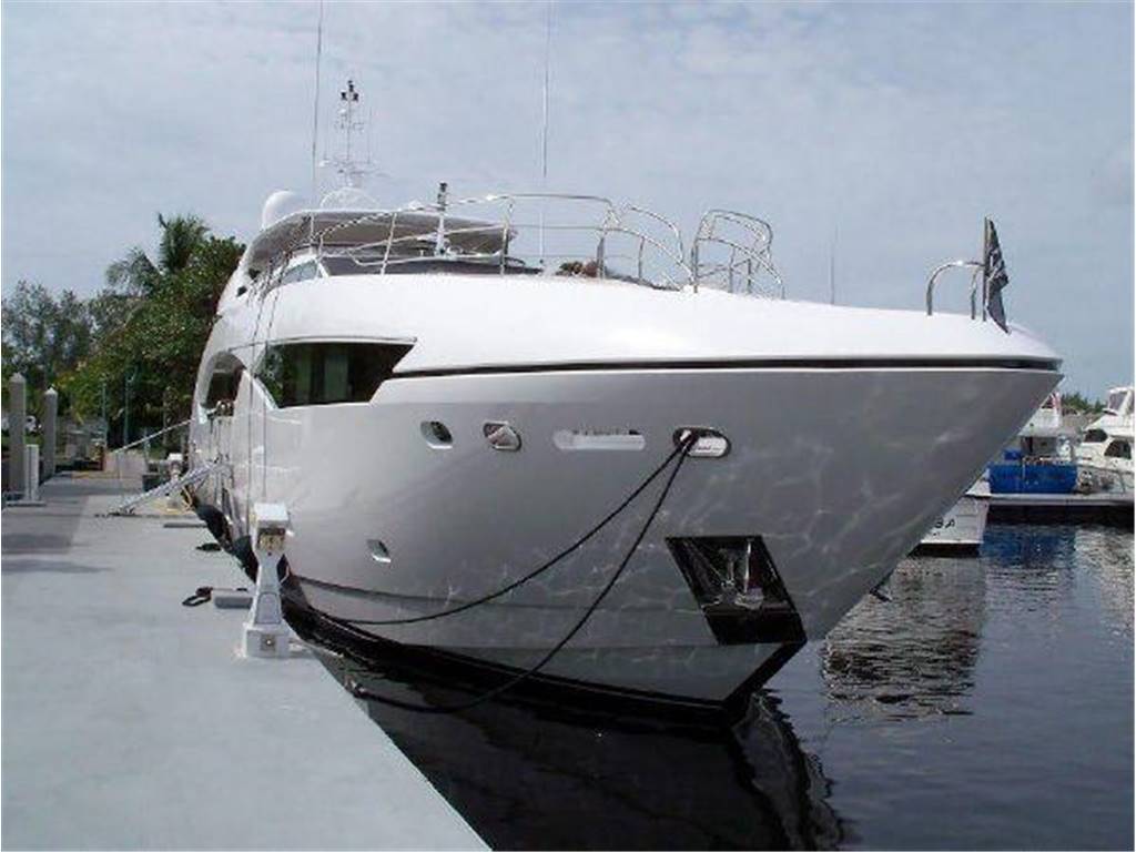 Sunseeker 115 sport yacht