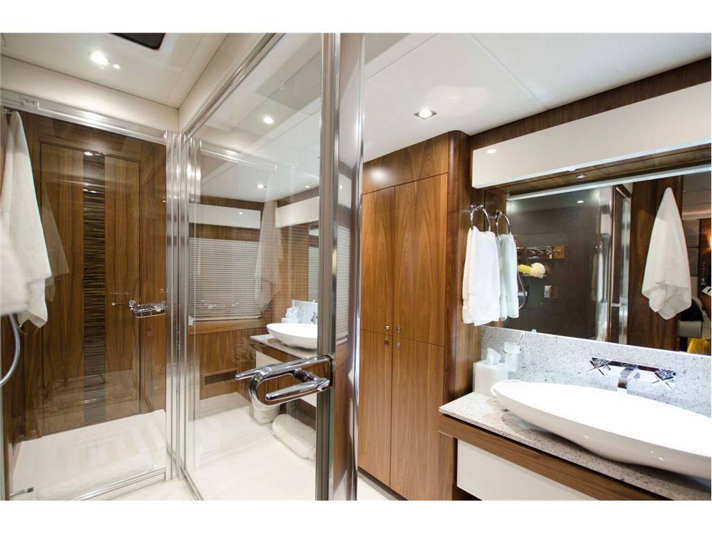 Sunseeker 115 sport yacht