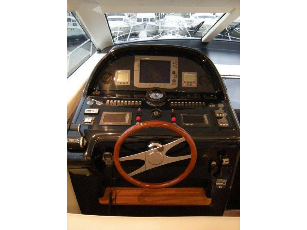 Uniesse 57 ht