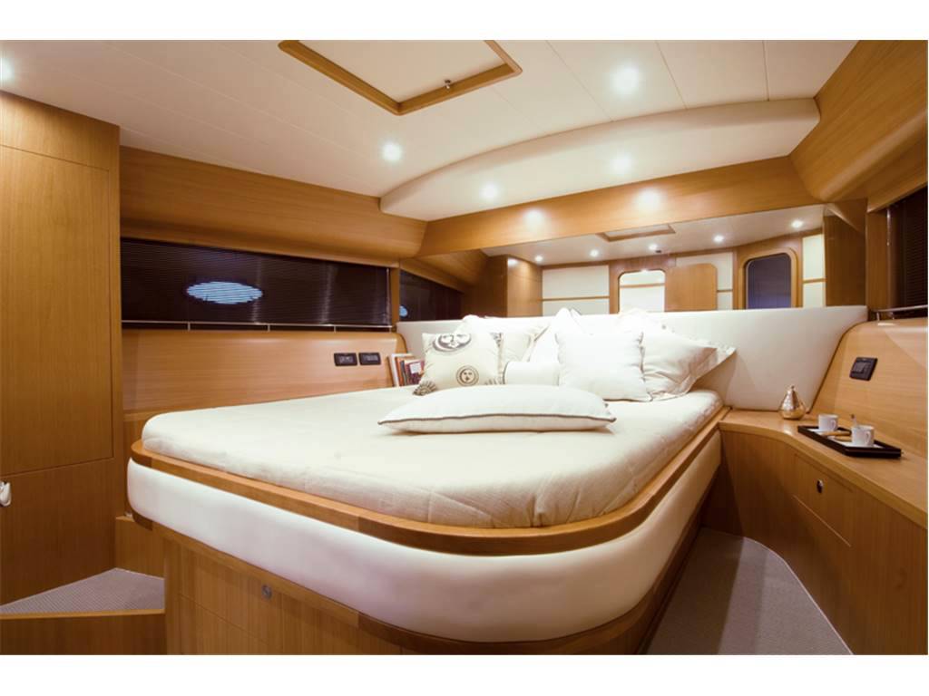 Uniesse 57 ht