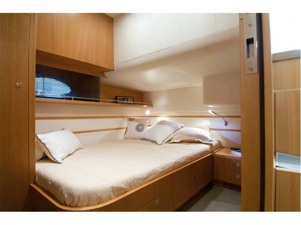 Uniesse 57 ht