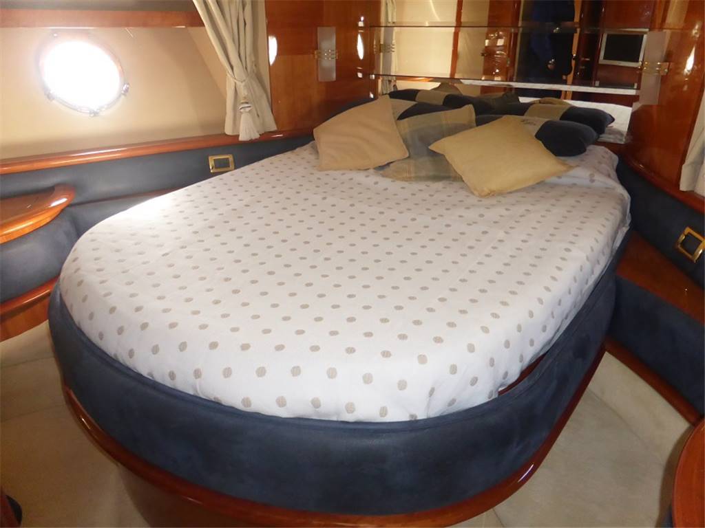 Azimut 62 fly