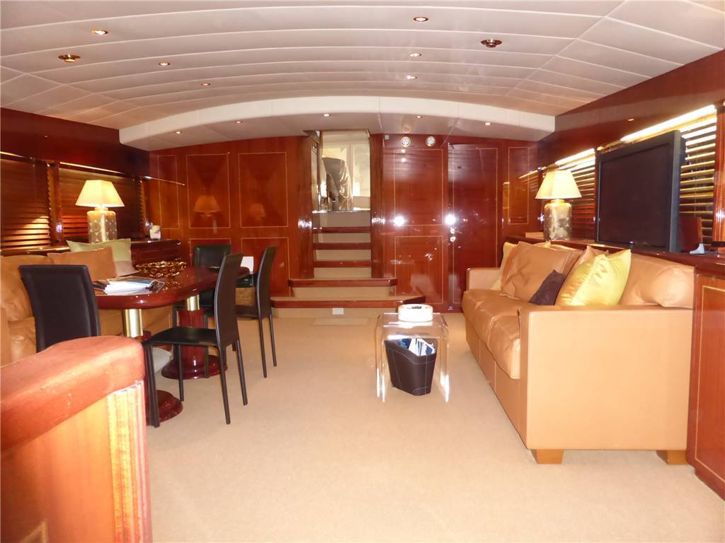 Overmarine Mangusta 105