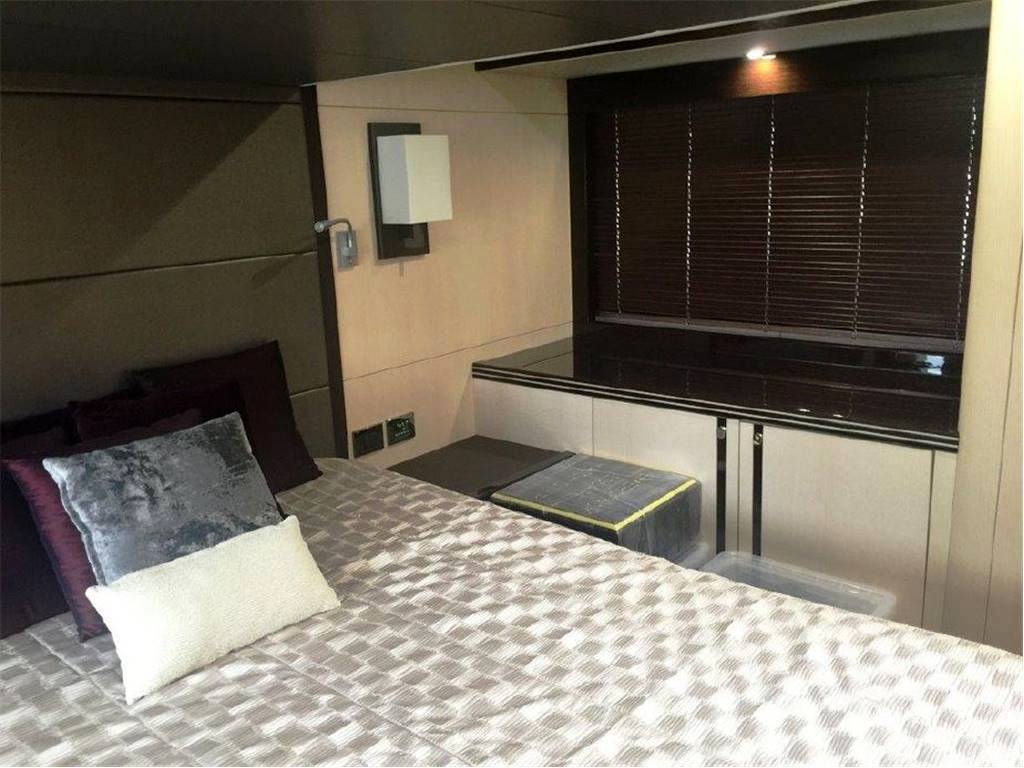 Sunseeker Manhattan 55