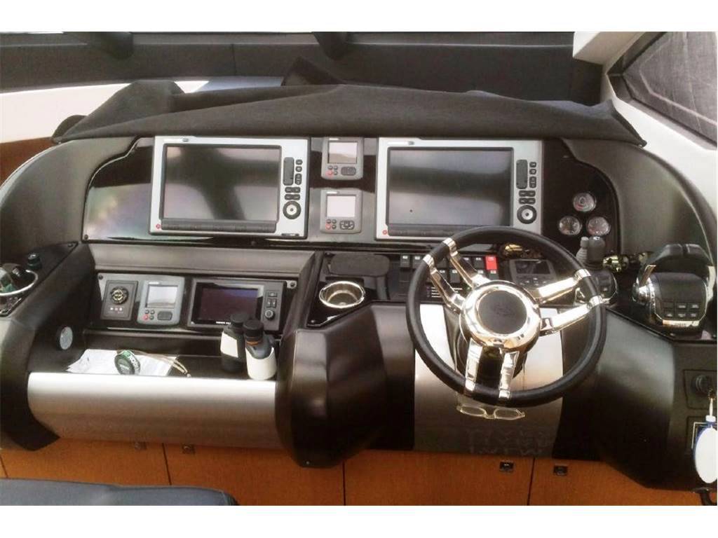 Sunseeker 64 predator
