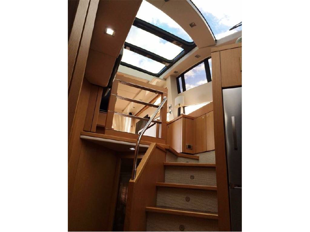 Sunseeker 64 predator