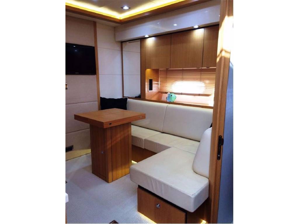 Sunseeker 64 predator