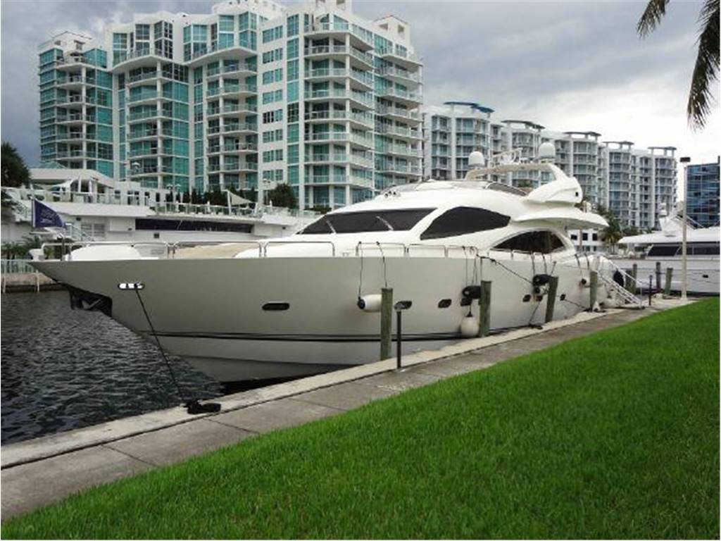 Sunseeker 94 yacht