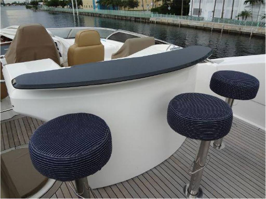 Sunseeker 94 yacht