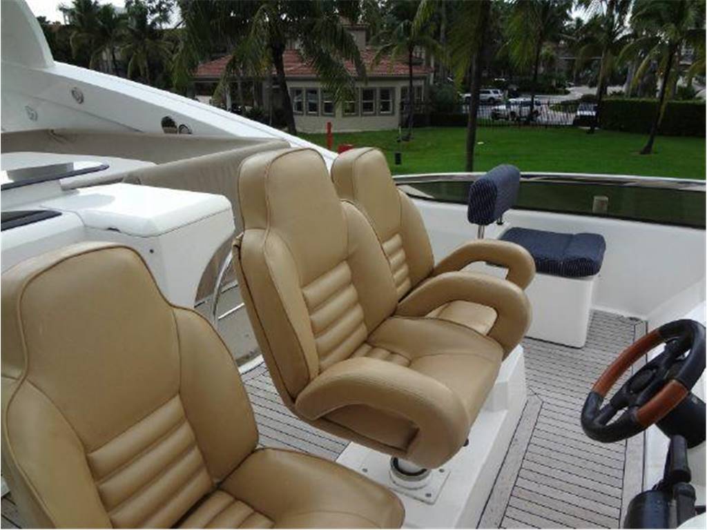 Sunseeker 94 yacht