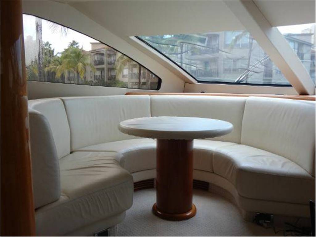 Sunseeker 94 yacht