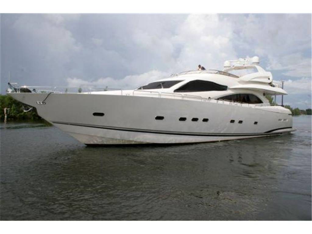 Sunseeker 94 yacht