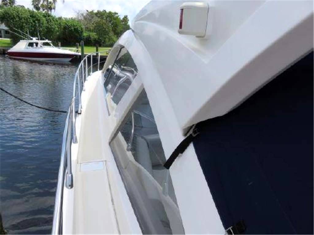 Azimut Atlantis 54