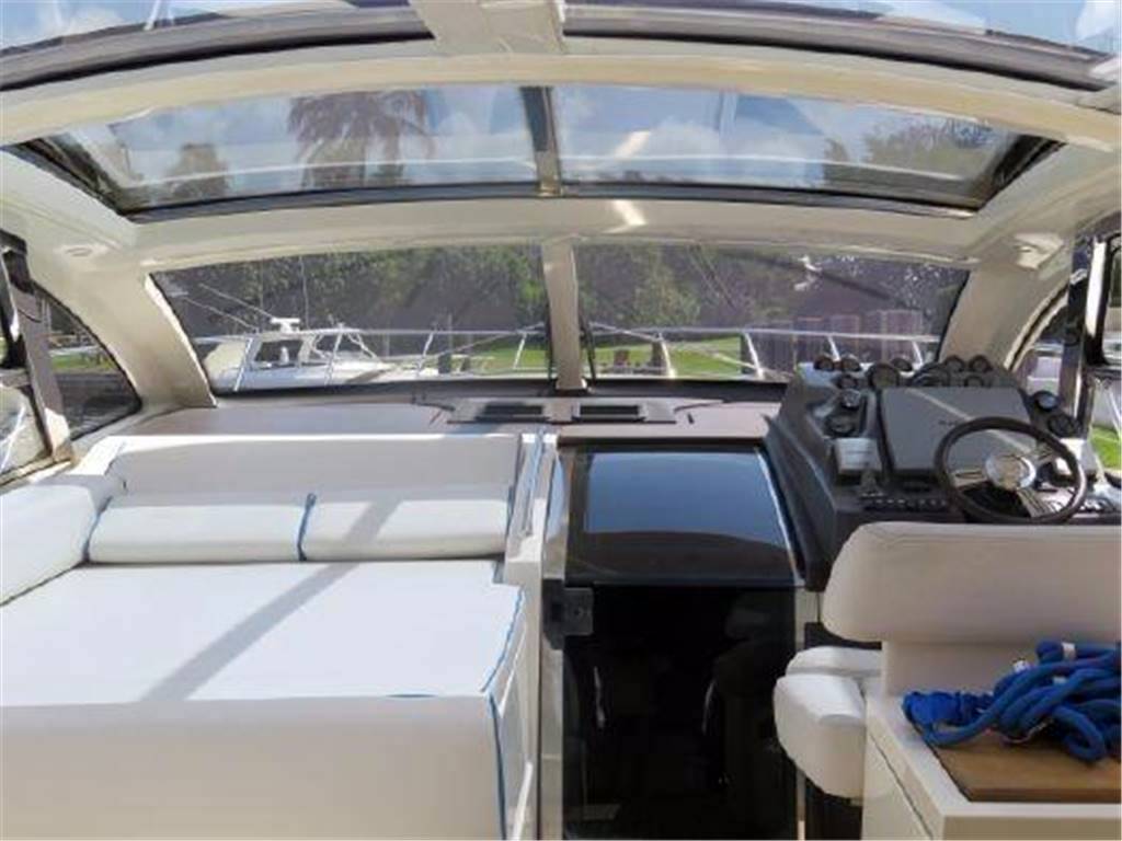 Azimut Atlantis 54