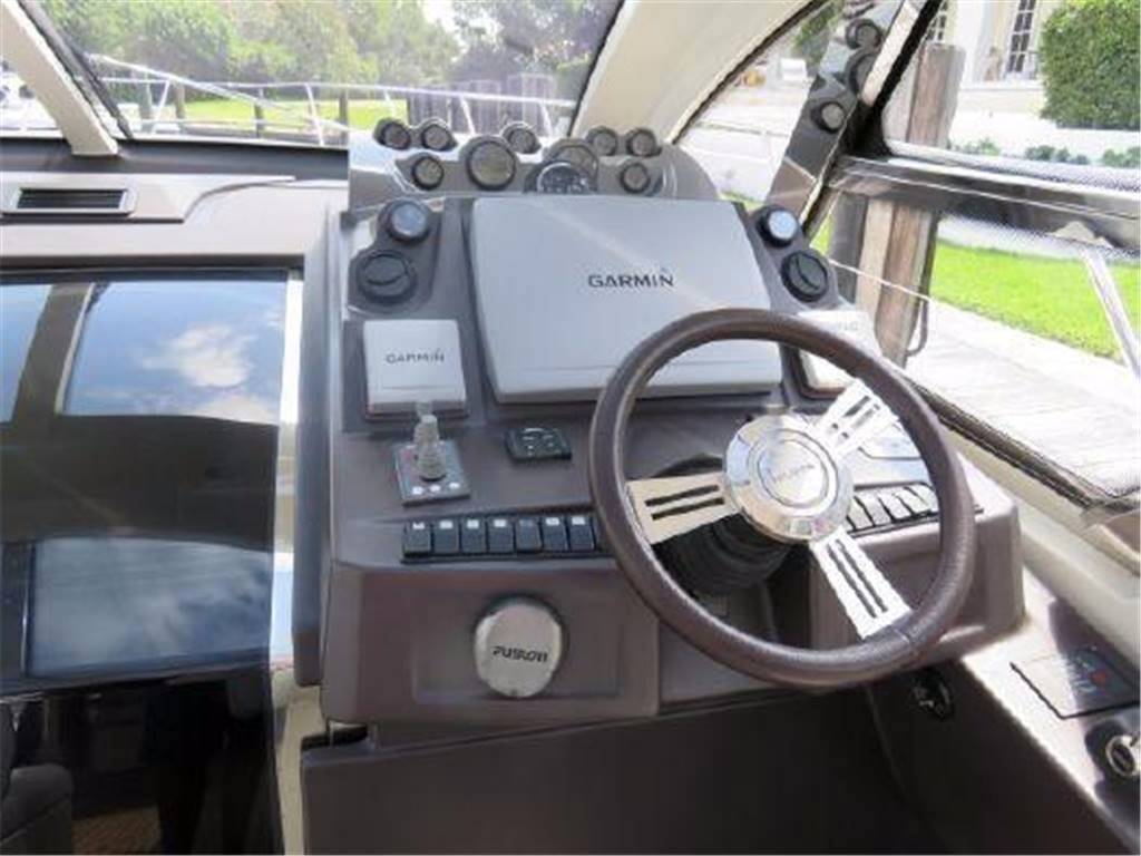 Azimut Atlantis 54