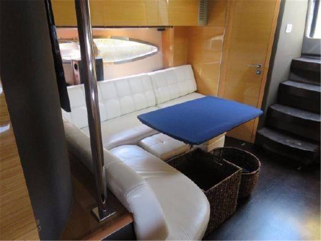Azimut Atlantis 54
