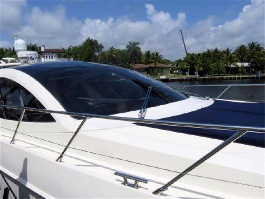 Azimut Atlantis 54