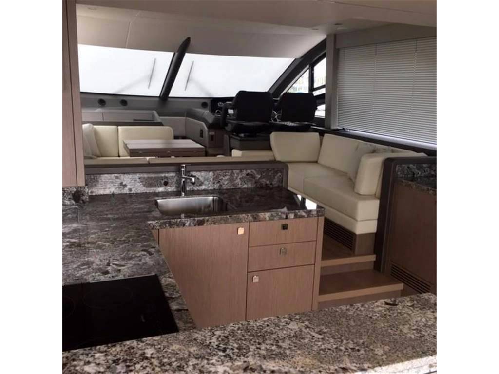 Sunseeker 52 manhattan