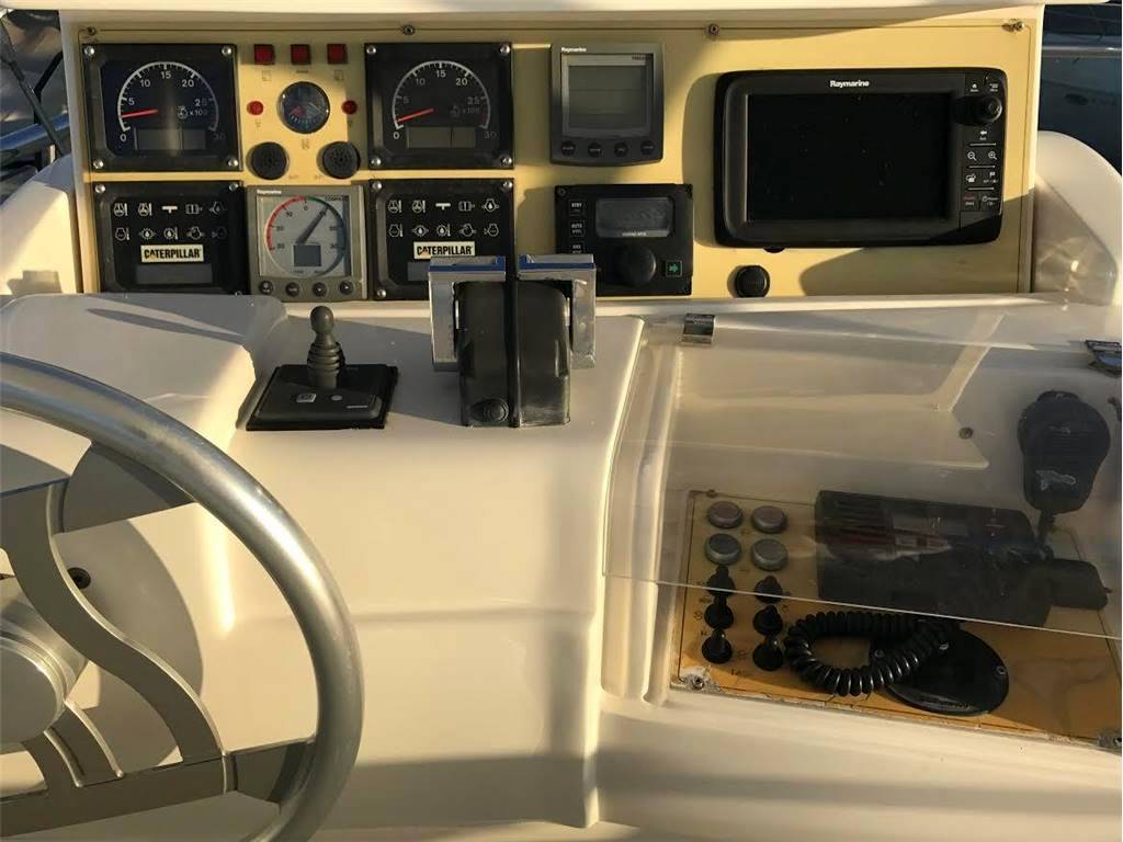 Ferretti 530
