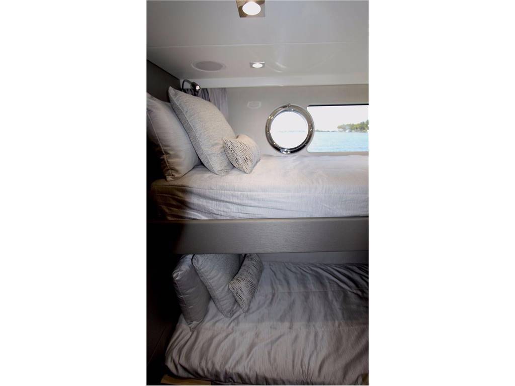 Sunseeker 65 manhattan