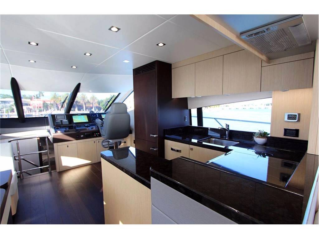 Sunseeker 65 manhattan