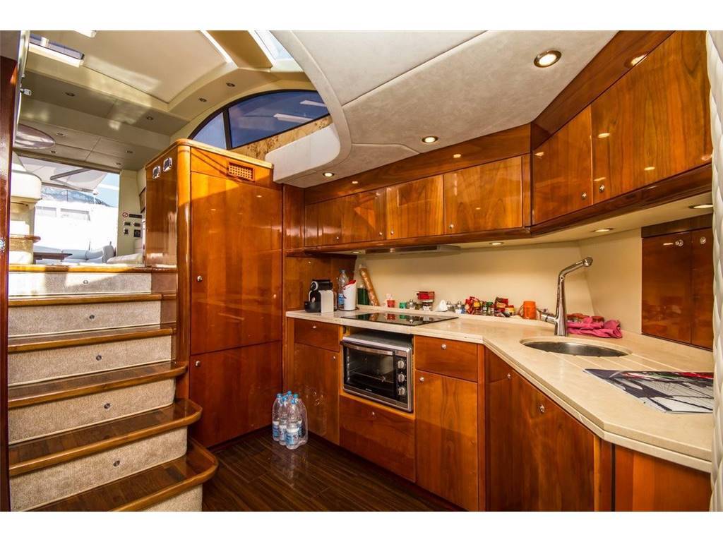 Sunseeker Predator 62