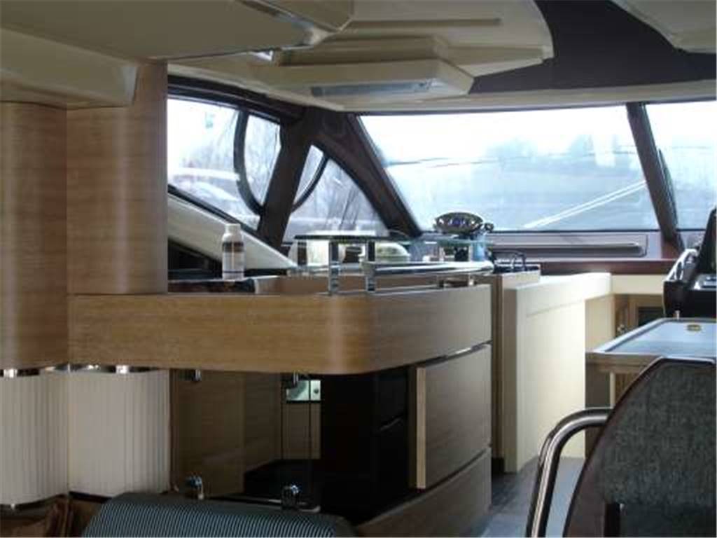 Azimut 53 fly
