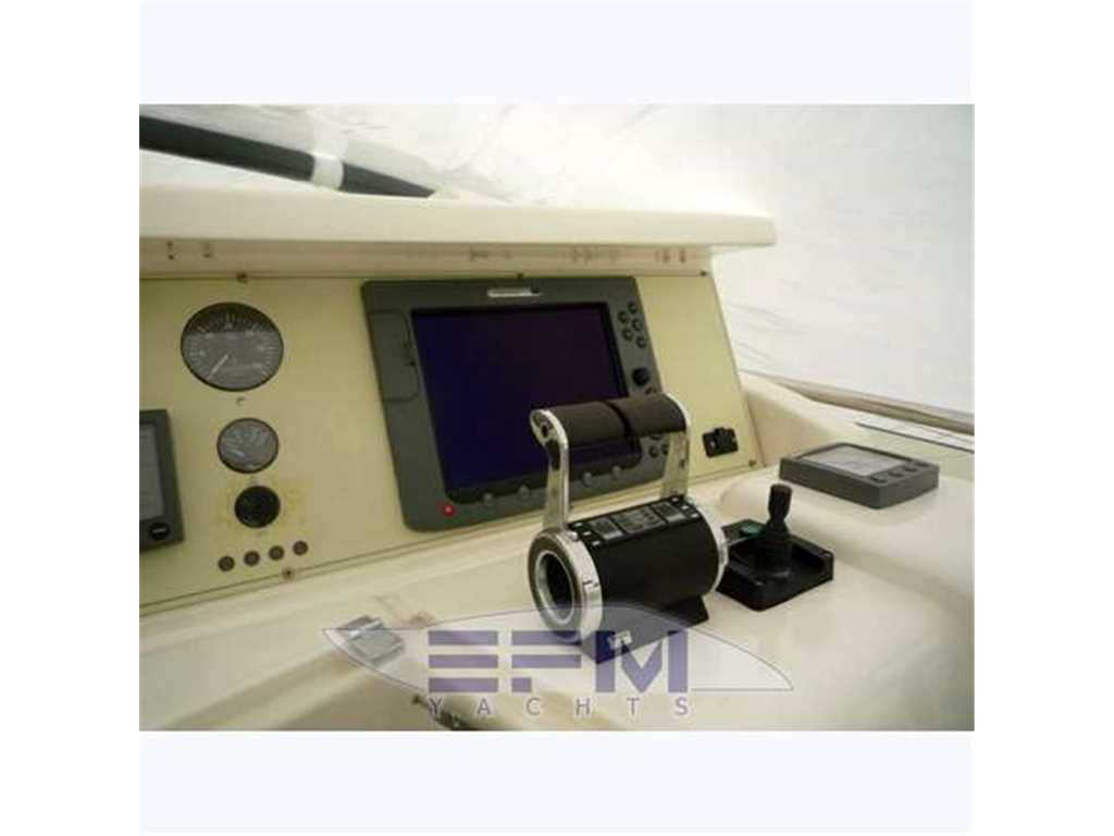 Ferretti 57