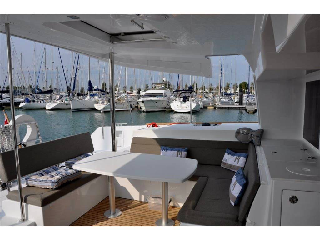 Lagoon 450