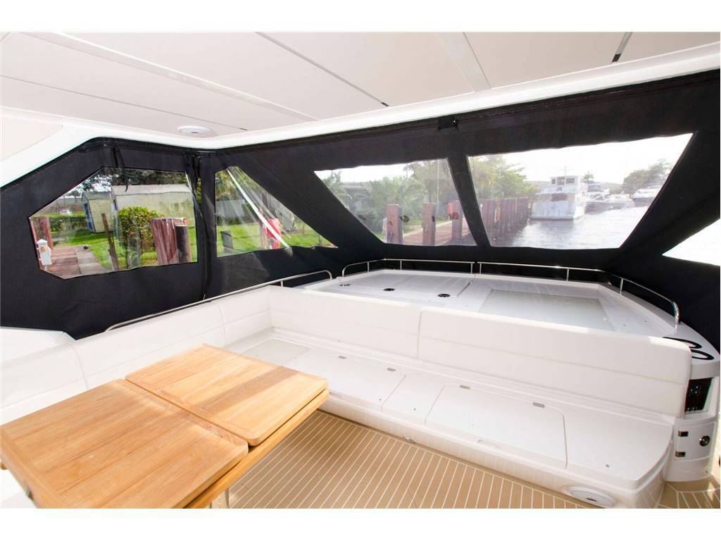 Sunseeker 68 sport yacht