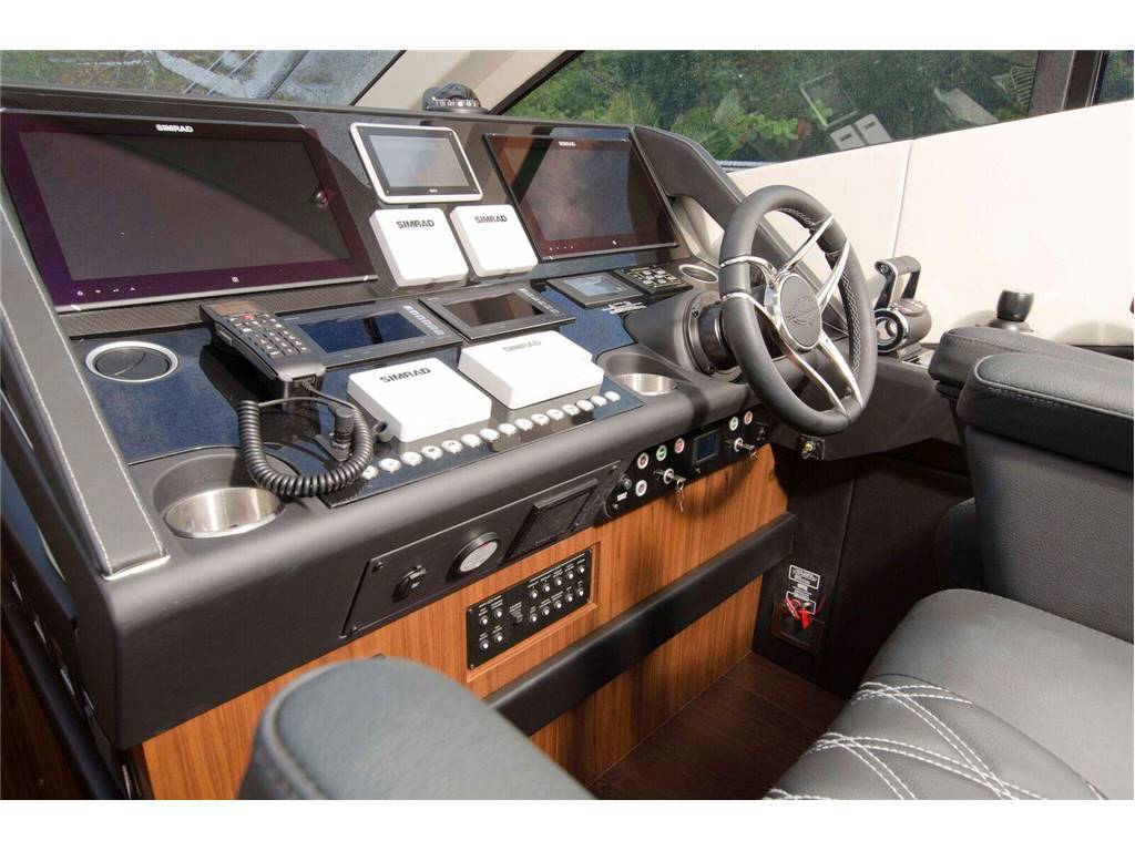 Sunseeker 68 sport yacht