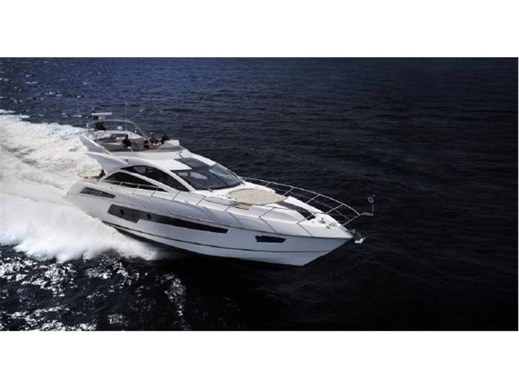 Sunseeker 68 sport yacht