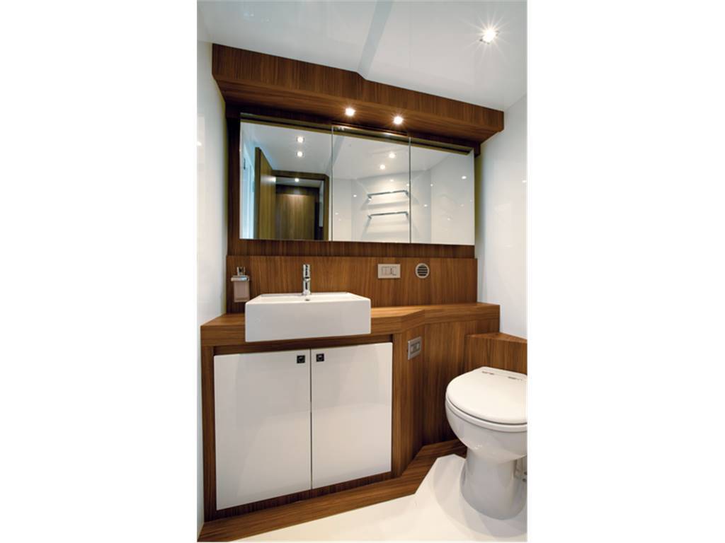 Uniesse 62 ht