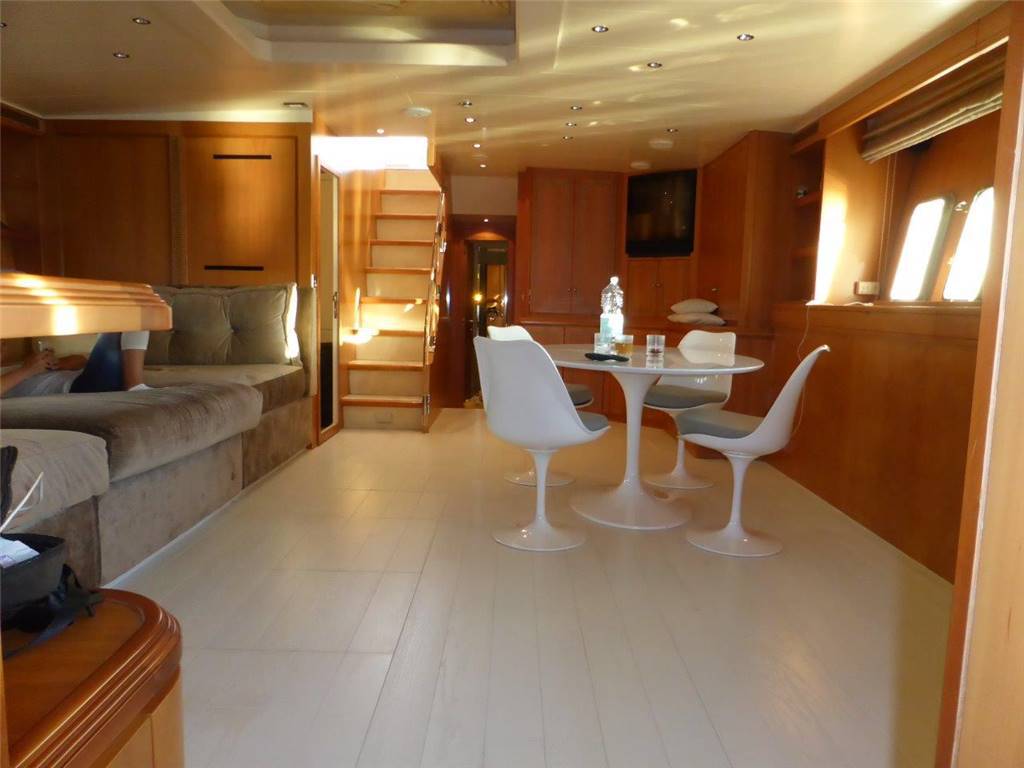 Mangusta 80