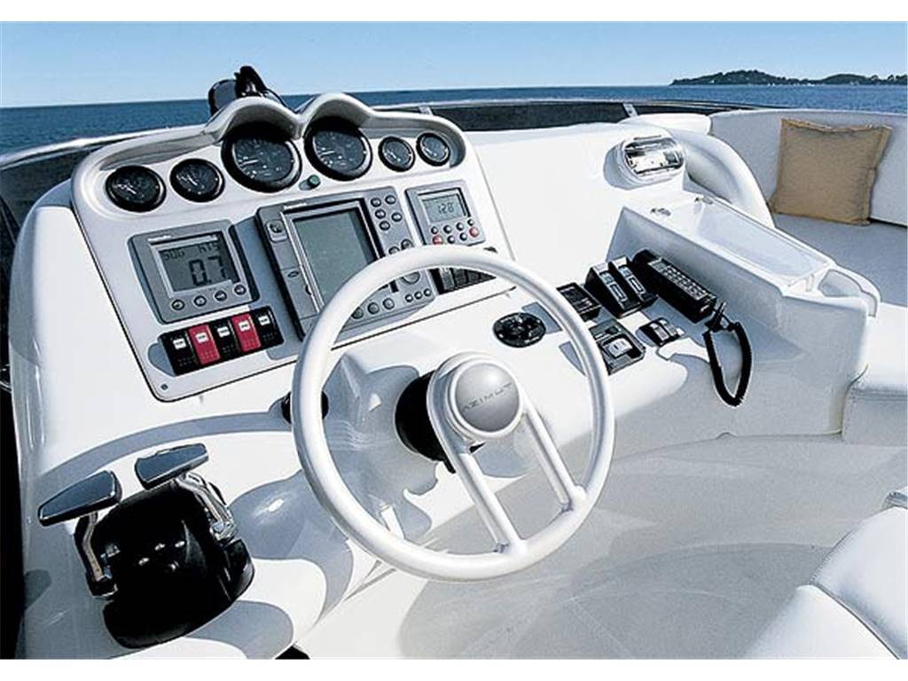 Azimut 50 fly