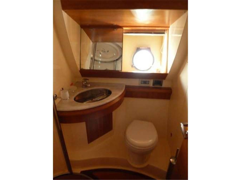 Azimut 50 fly