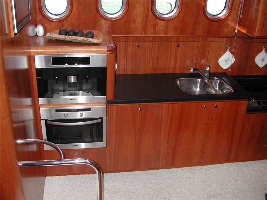Pacific Prestige 200 navetta