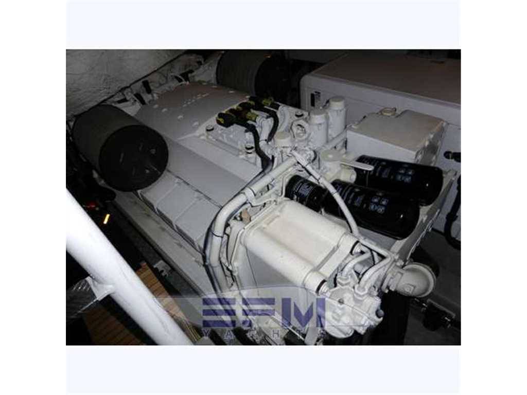 Sunseeker Predator 82
