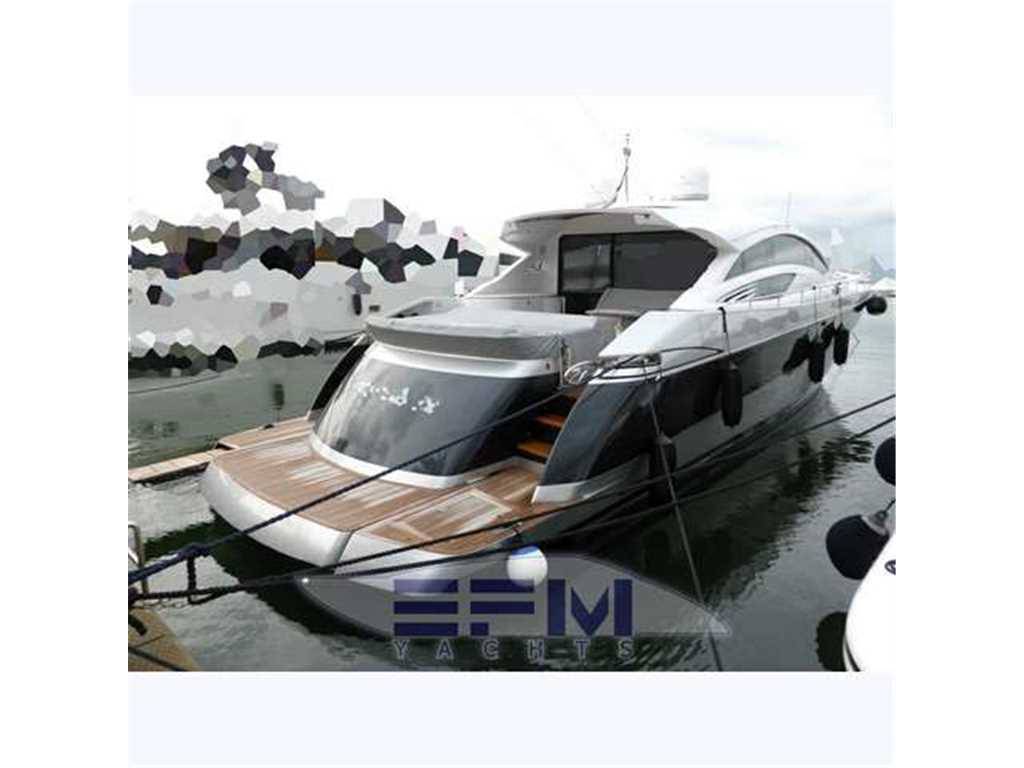 Pershing 72