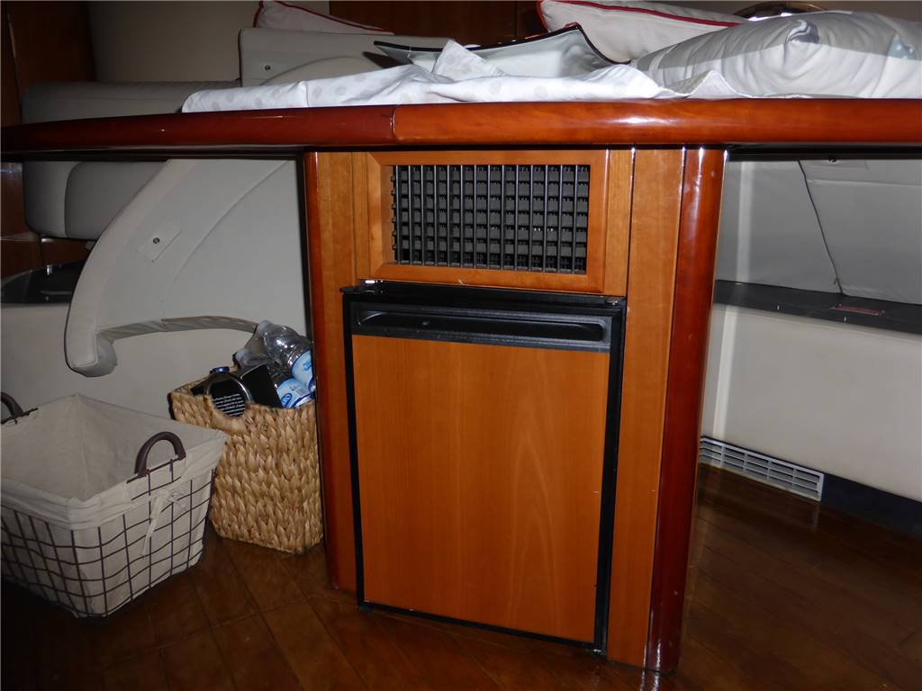 Sunseeker Portofino 53