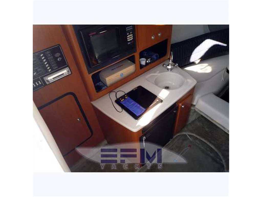 Crowline 270 cr