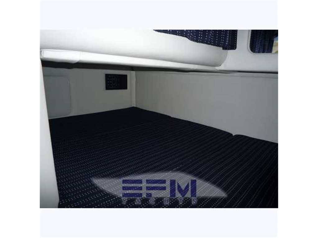 Crowline 270 cr