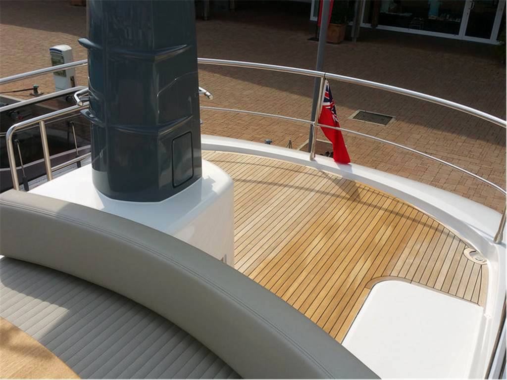 Azimut Magellano 53
