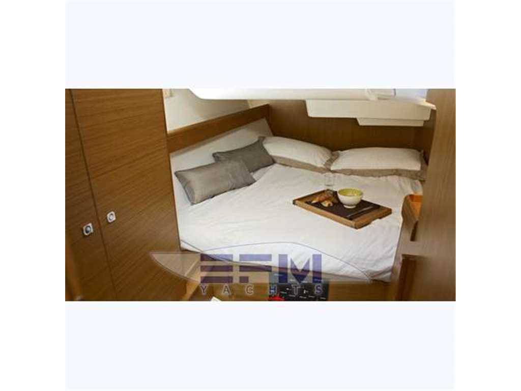 Jeanneau 42i
