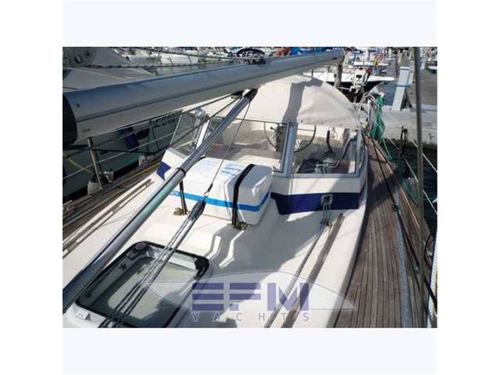 Hallberg rassy Hr 352
