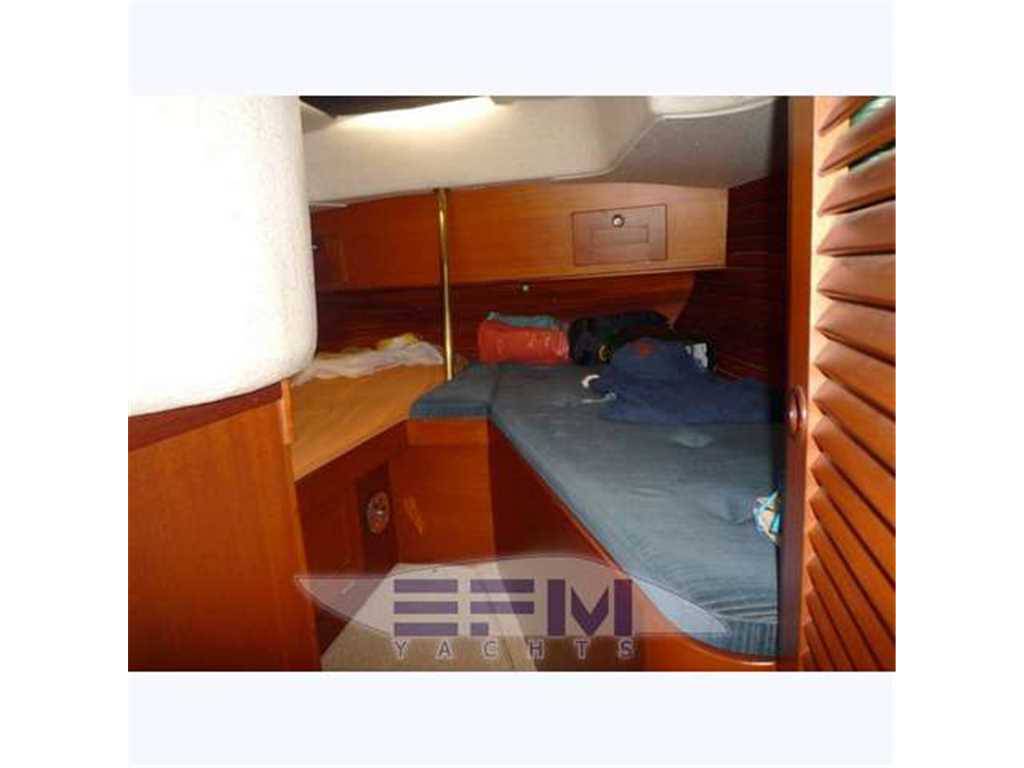 Hallberg rassy Hr 352