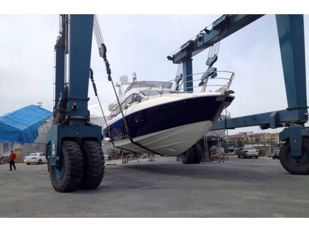 Azimut 60 fly