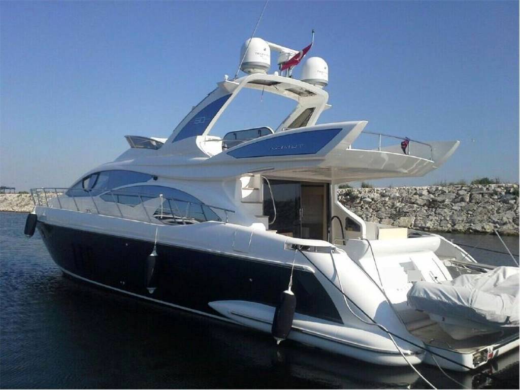 Azimut 60 fly
