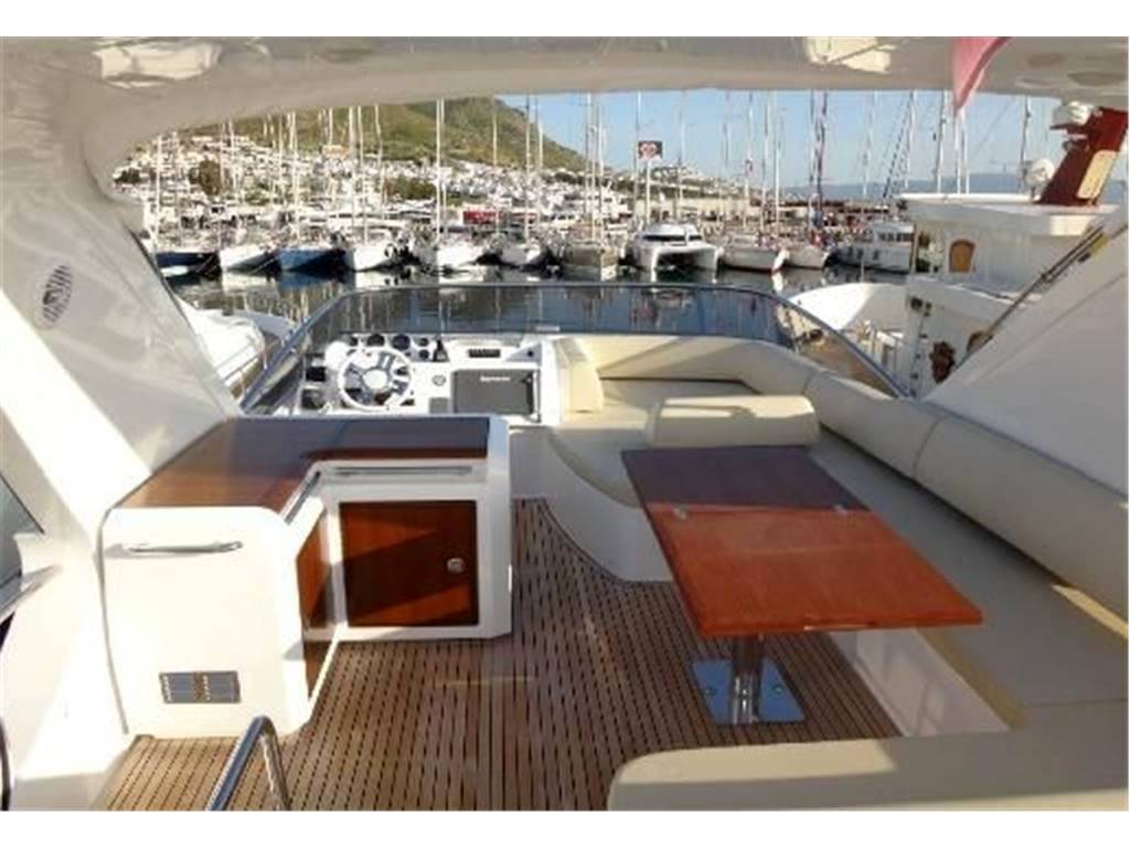 Azimut 60 fly