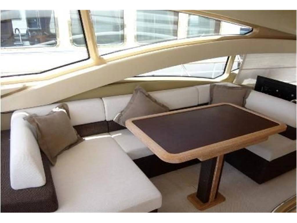 Azimut 60 fly